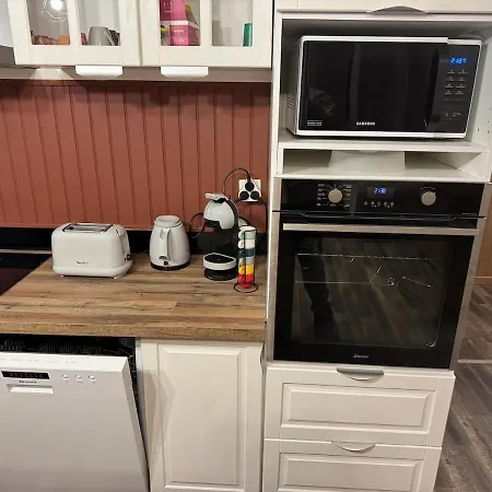 La Flanerie Mauriacoise Апартаменты