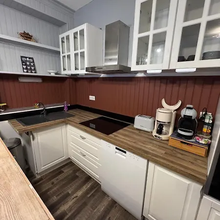 アパート La Flanerie Mauriacoise モーリアック