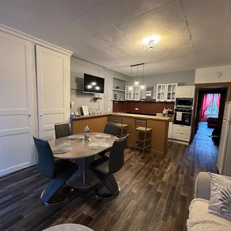 La Flanerie Mauriacoise アパート